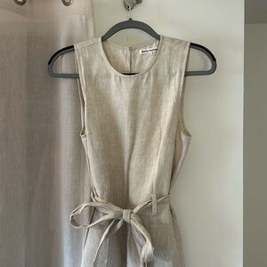 Reformation oatmeal linen jumpsuit like new condition size 6